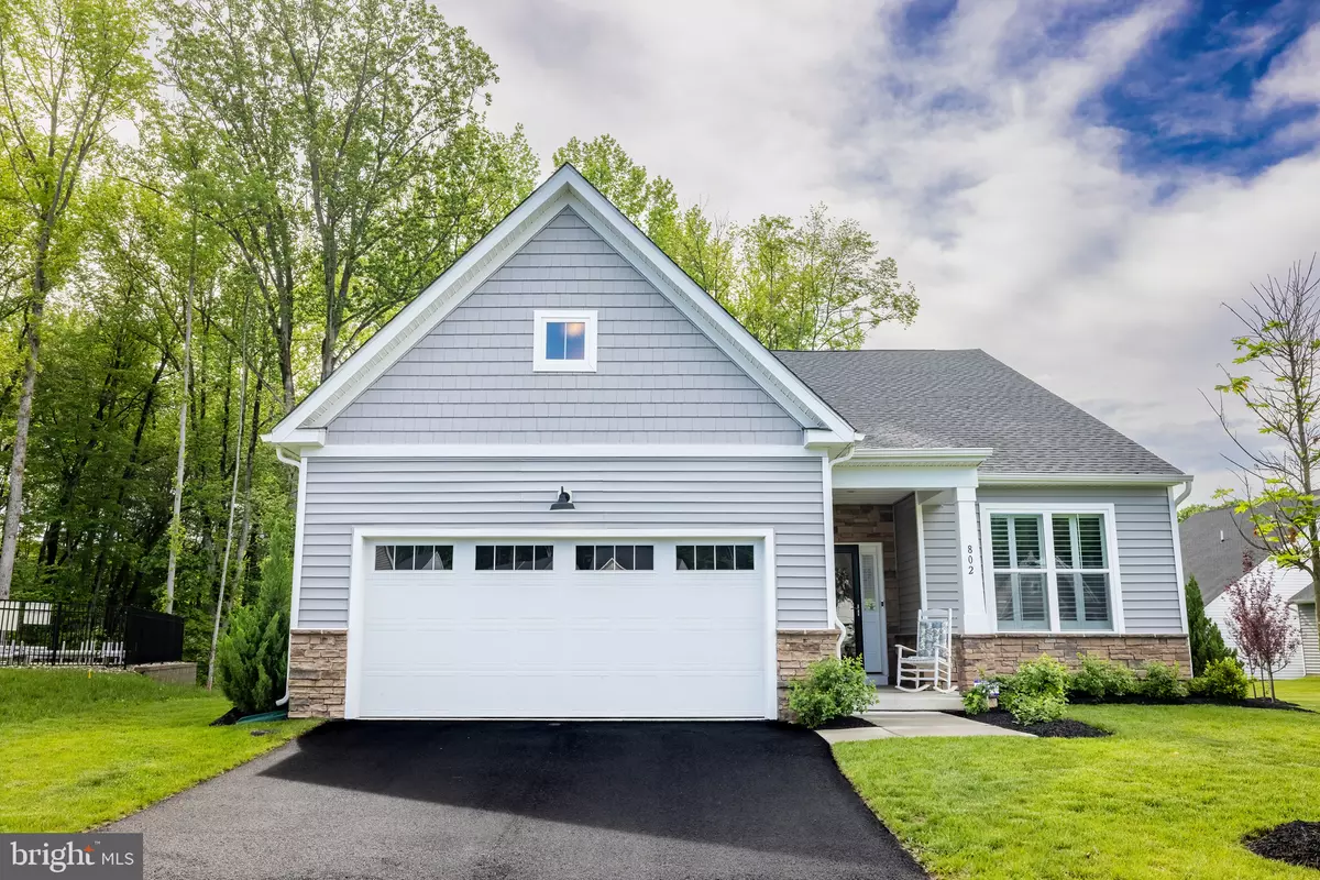 Newark, DE 19702,802 HORSESHOE FALLS DR
