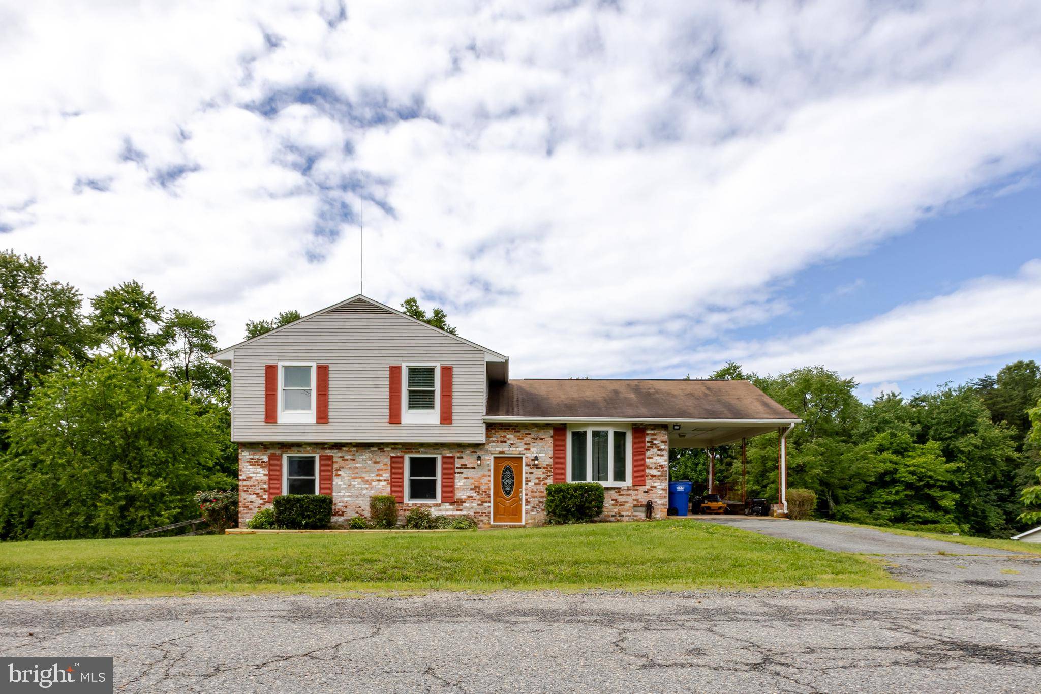 Fredericksburg, VA 22406,7 PATTON LN