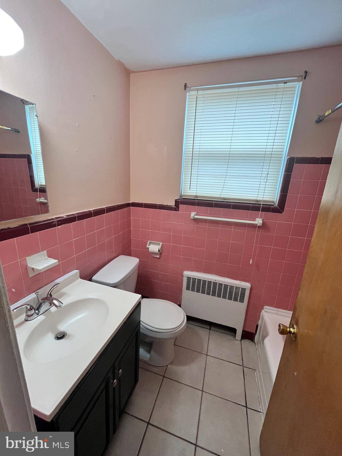 Philadelphia, PA 19152,1914 SOLLY AVE