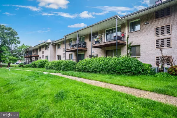 New Carrollton, MD 20784,5452 85TH #2