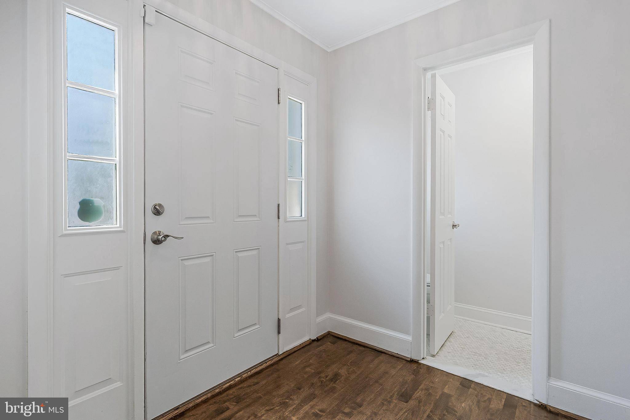 Vienna, VA 22182,8504 JEFFERSONIAN CT