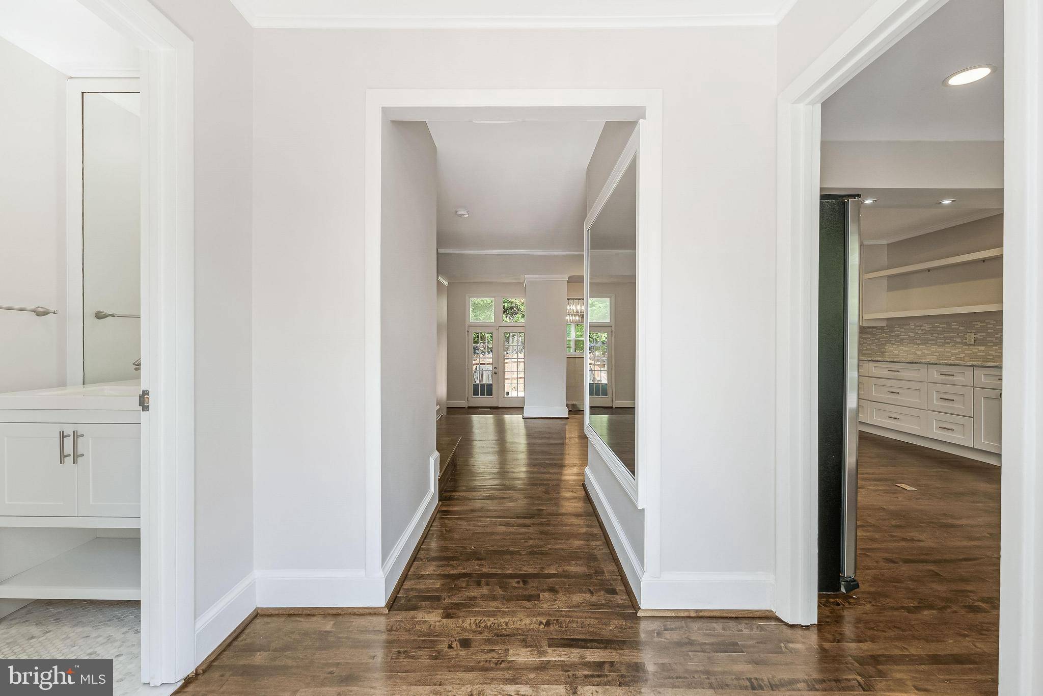Vienna, VA 22182,8504 JEFFERSONIAN CT
