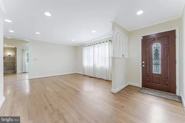 Alexandria, VA 22310,6103 PIKE CT