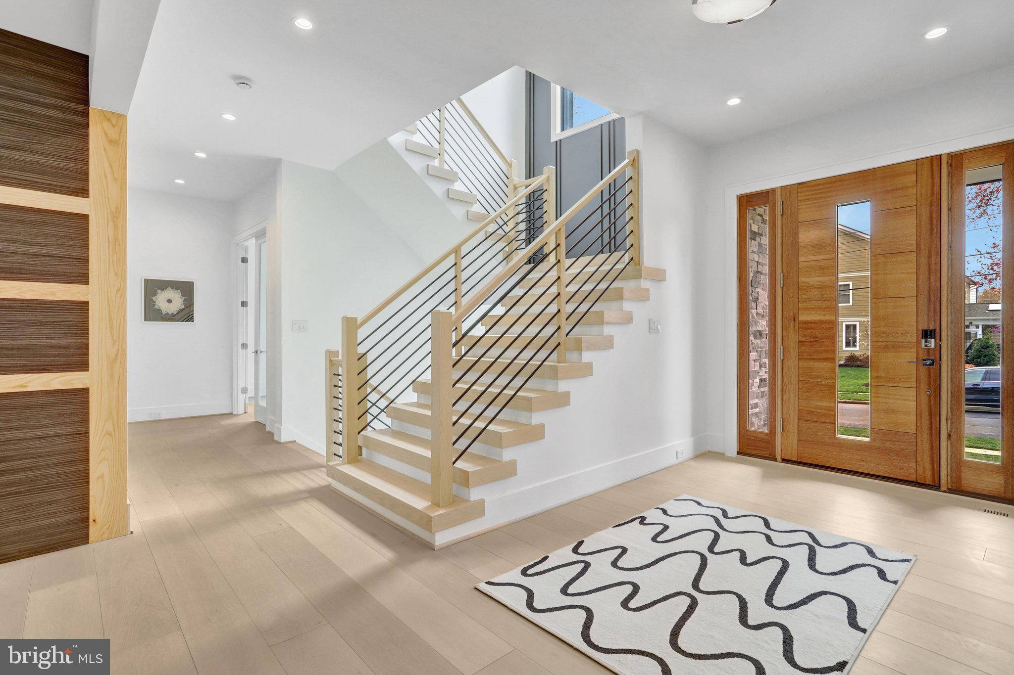 Mclean, VA 22101,6820 BROYHILL ST