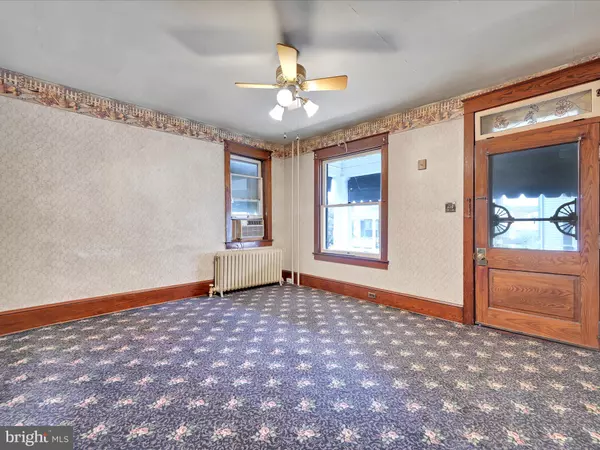 Lititz, PA 17543,45 FRONT ST