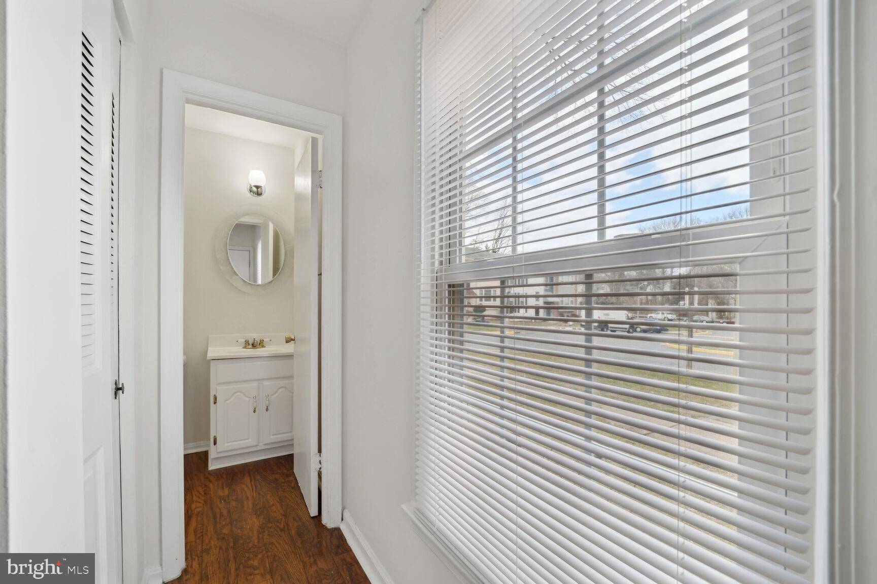 Fairfax, VA 22032,5490 SAFE HARBOR CT