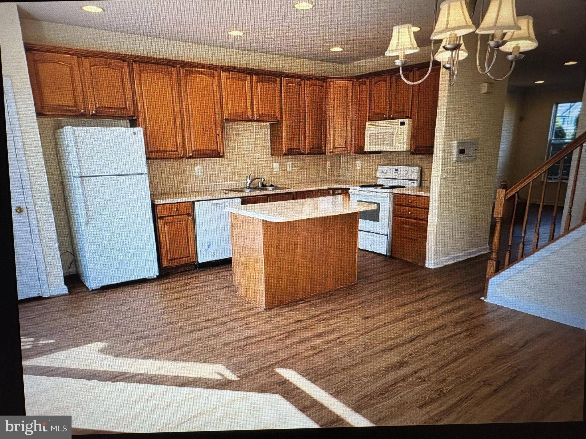 Rosedale, MD 21237,5019 KEMSLEY RD