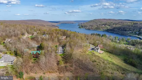 Mc Henry, MD 21541,285 CHERRY HEIGHTS LN