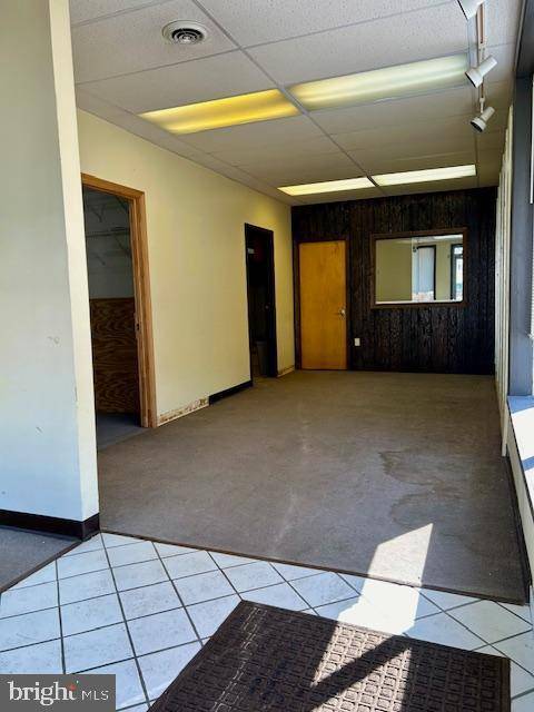 Folsom, PA 19033,800 MACDADE BLVD