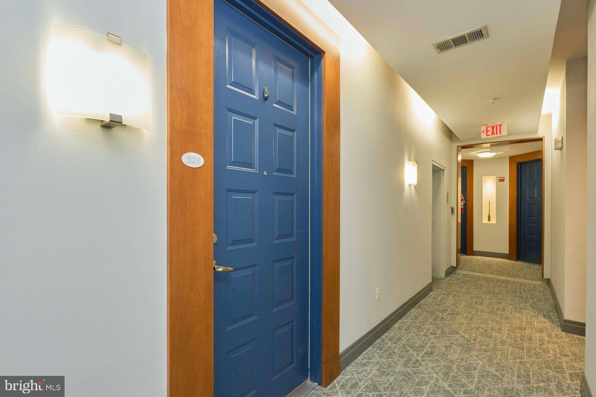 Arlington, VA 22213,2200 N WESTMORELAND ST #325