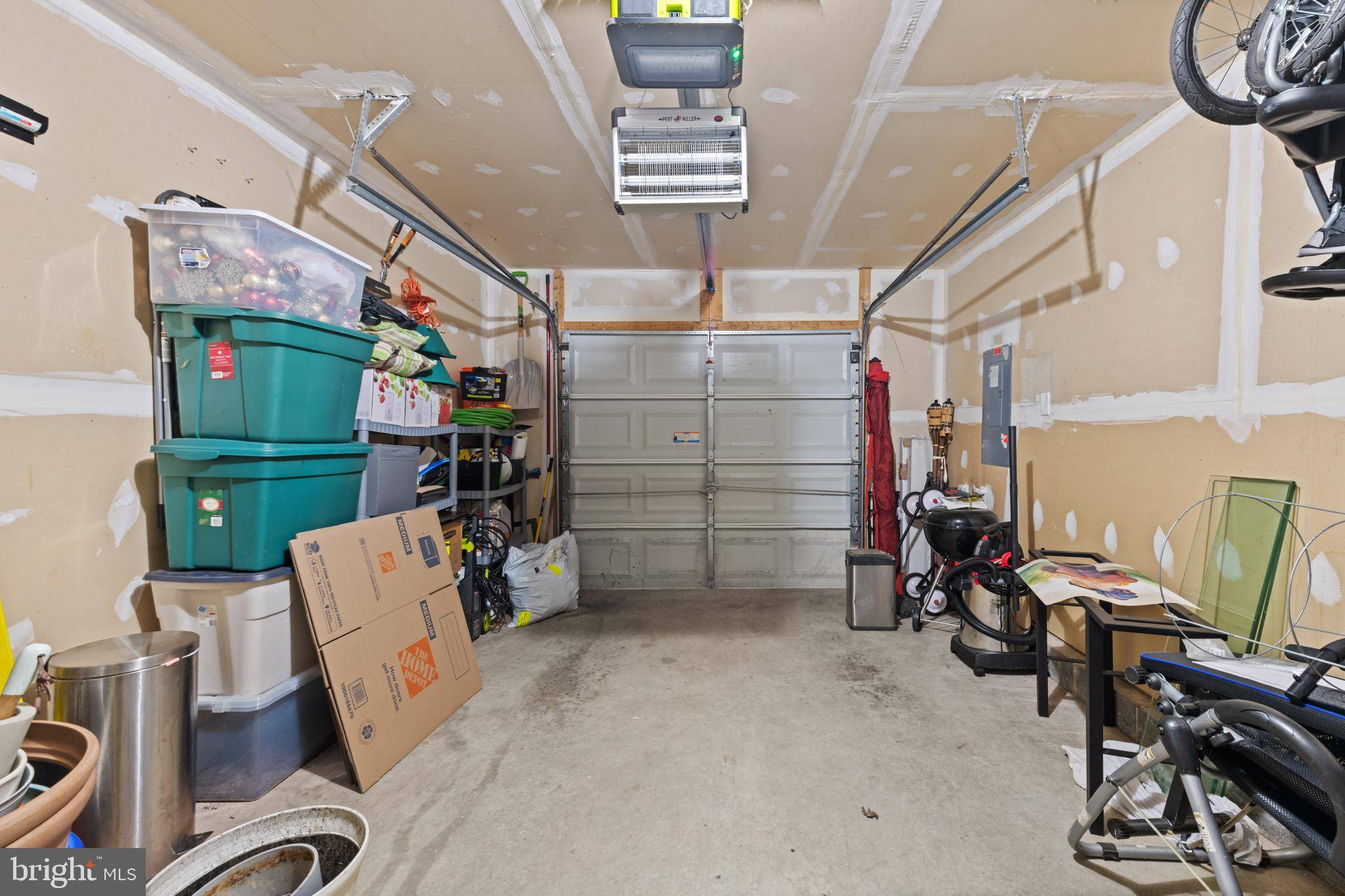 Bowie, MD 20720,4216 LAVENDER LN