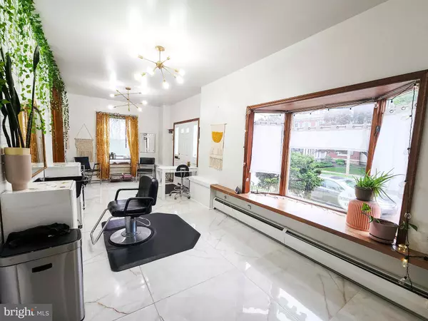 Palmyra, PA 17078,206 E MAIN ST