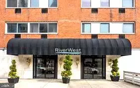 Philadelphia, PA 19103,2101 CHESTNUT ST #605