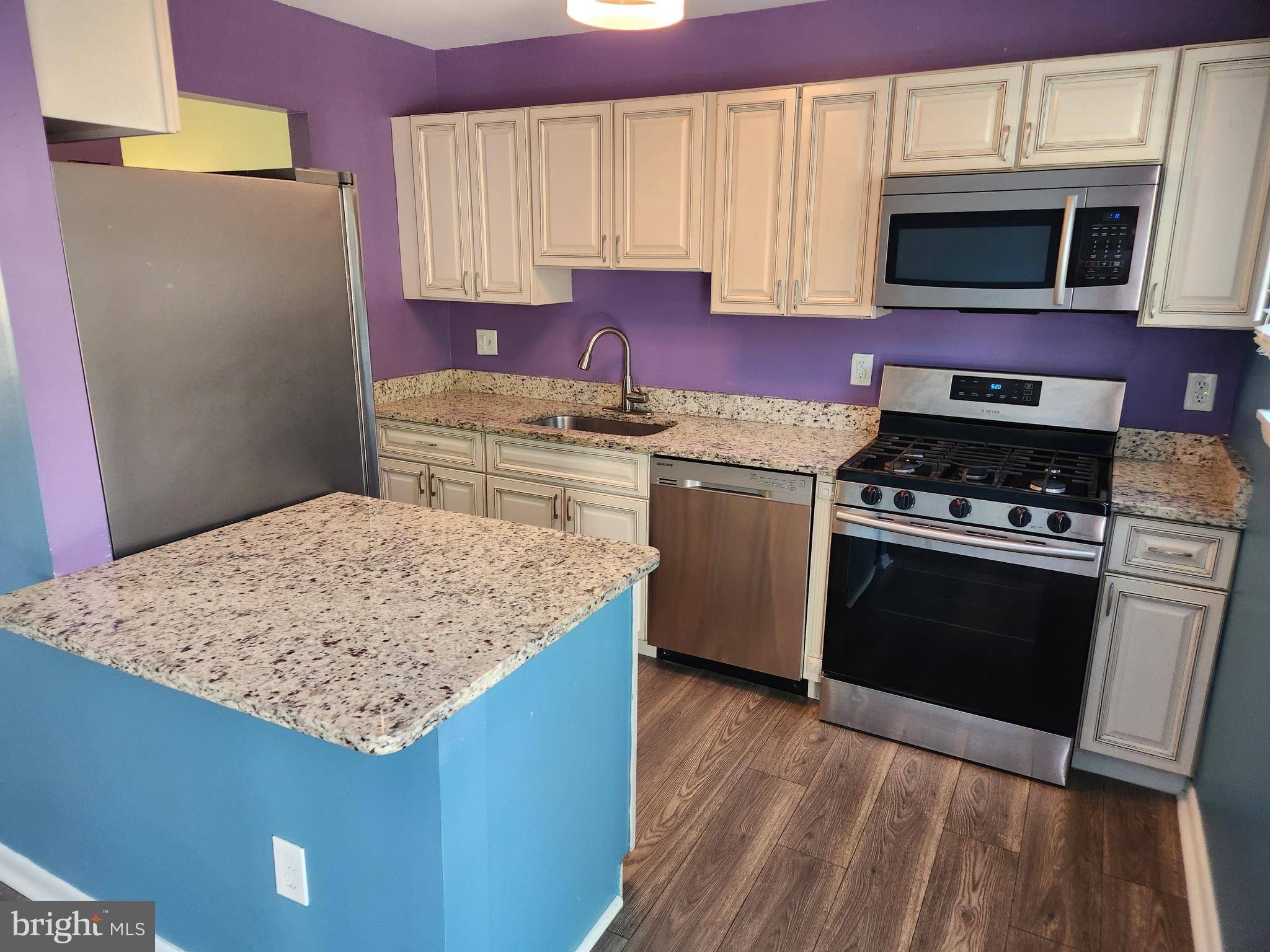 Woodbridge, VA 22193,14318 LINDENDALE RD