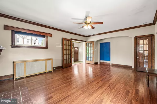 Philadelphia, PA 19111,300 GILHAM ST