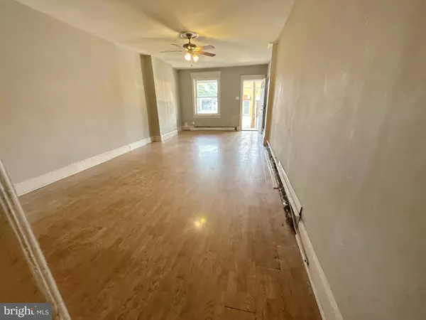 Trenton, NJ 08611,139 CUMMINGS AVE