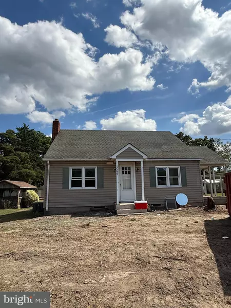 1006 BAY RD, Milford, DE 19963