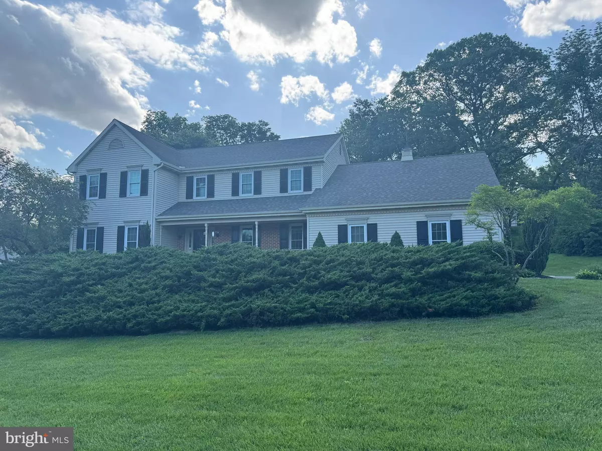 Lancaster, PA 17601,2504 BROOKSIDE DR