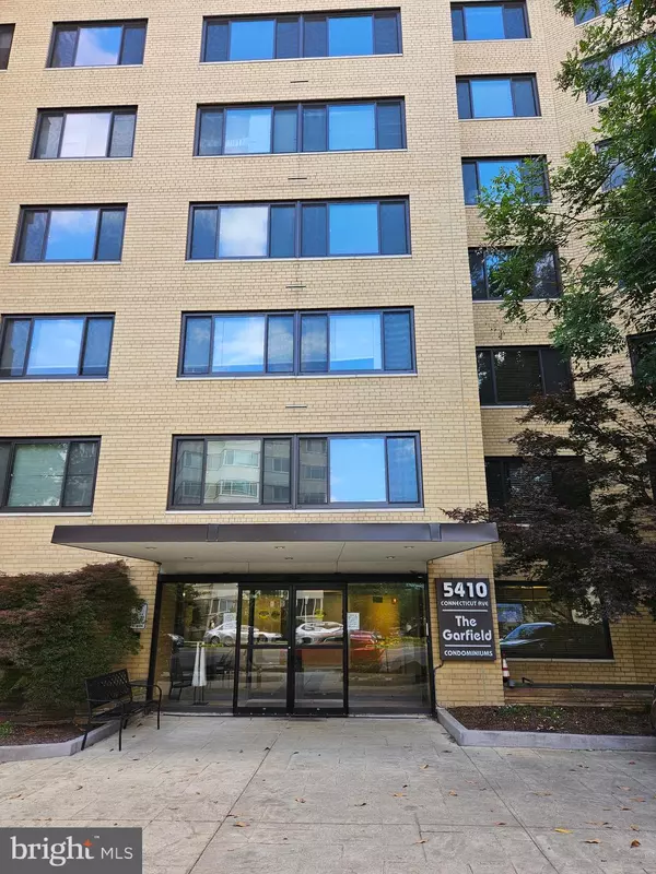 Washington, DC 20015,5410 CONNECTICUT AVE NW #112