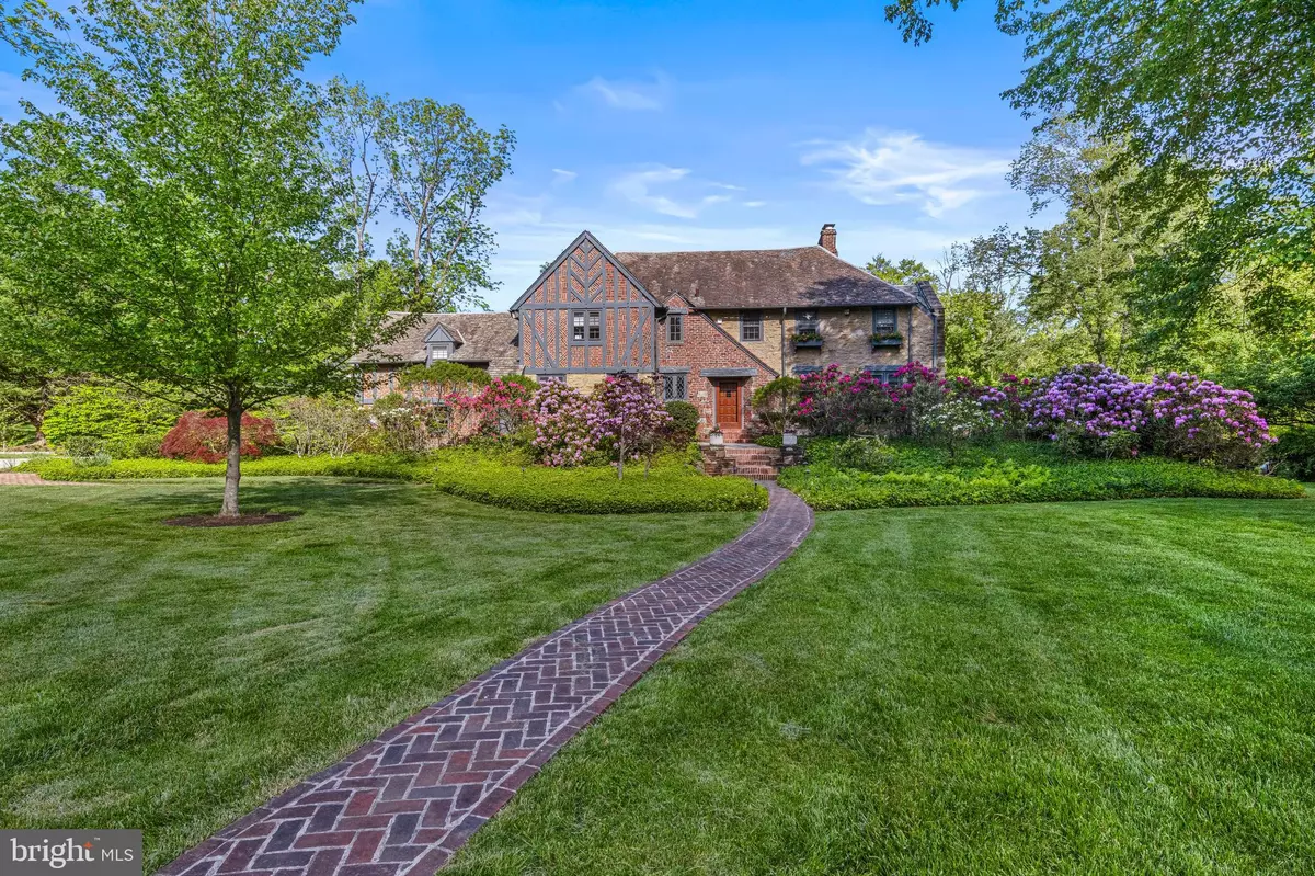Bryn Mawr, PA 19010,321 AIRDALE RD
