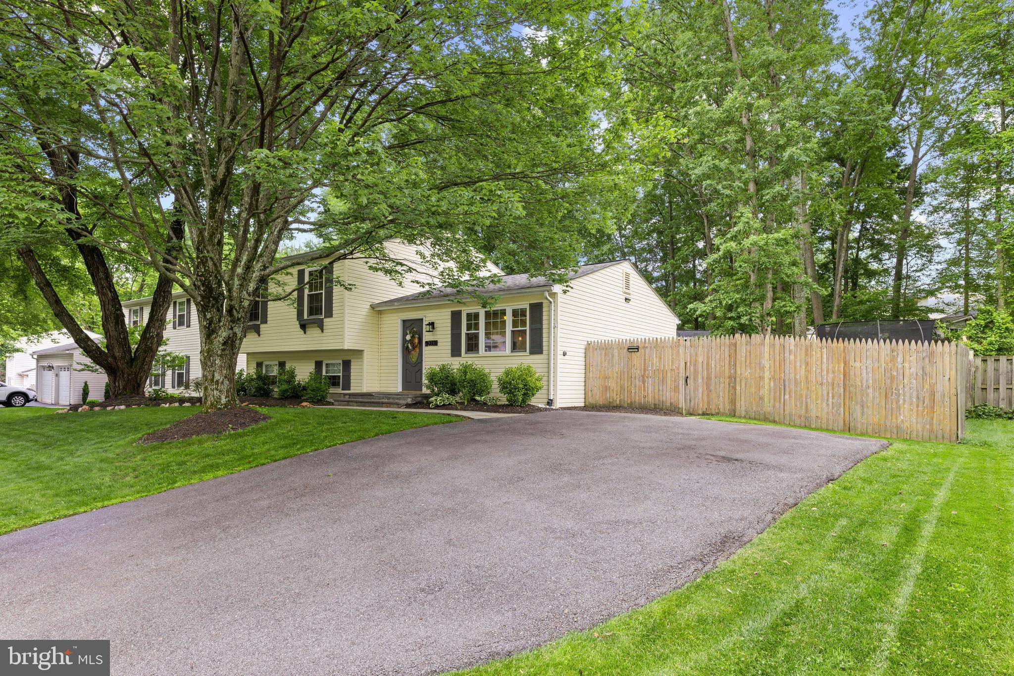 Burke, VA 22015,9761 TURNBUCKLE DR