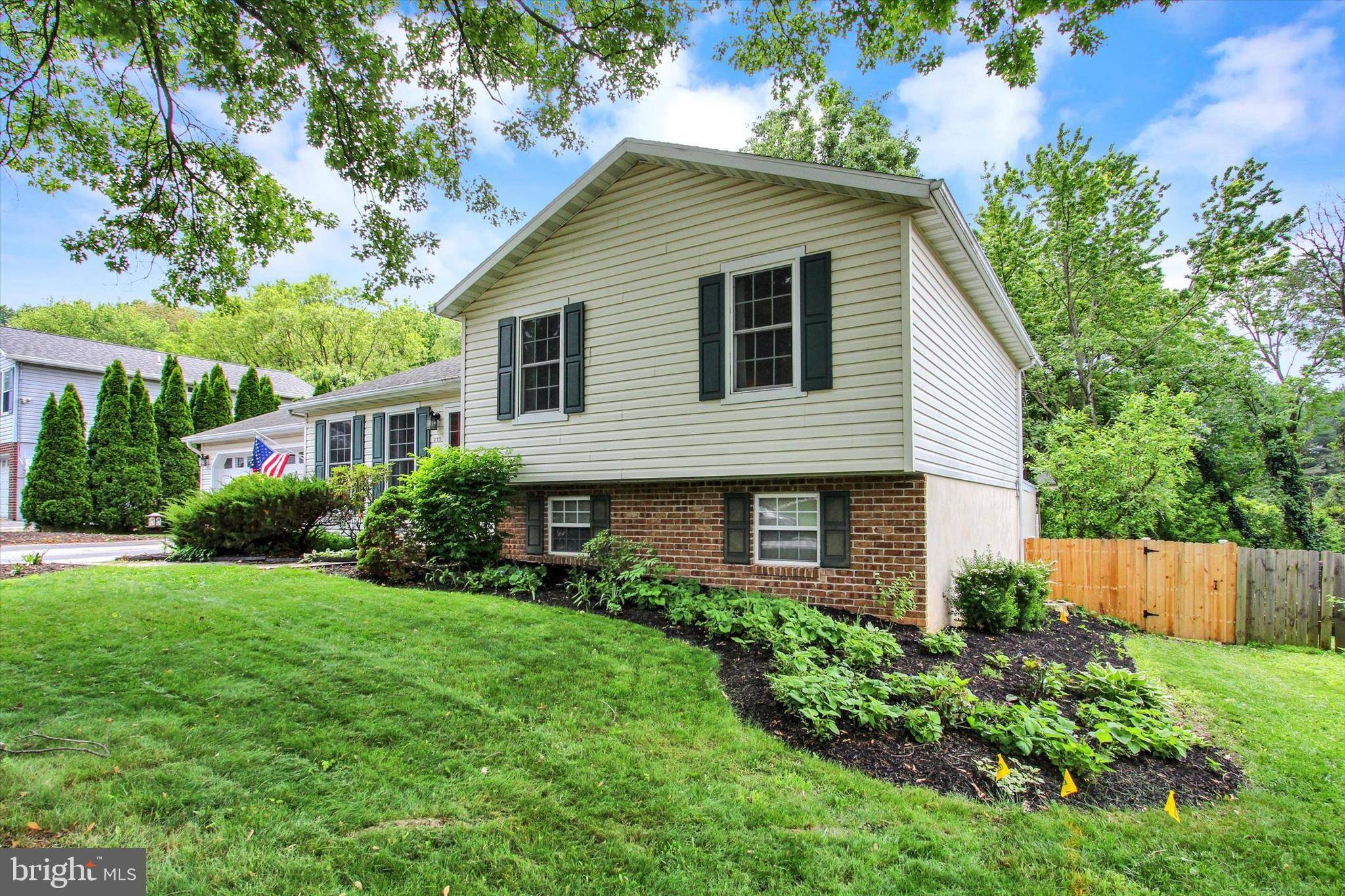 Hanover, PA 17331,325 JASMINE DR