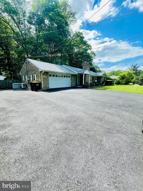 Sellersville, PA 18960,1534 BETHLEHEM PIKE