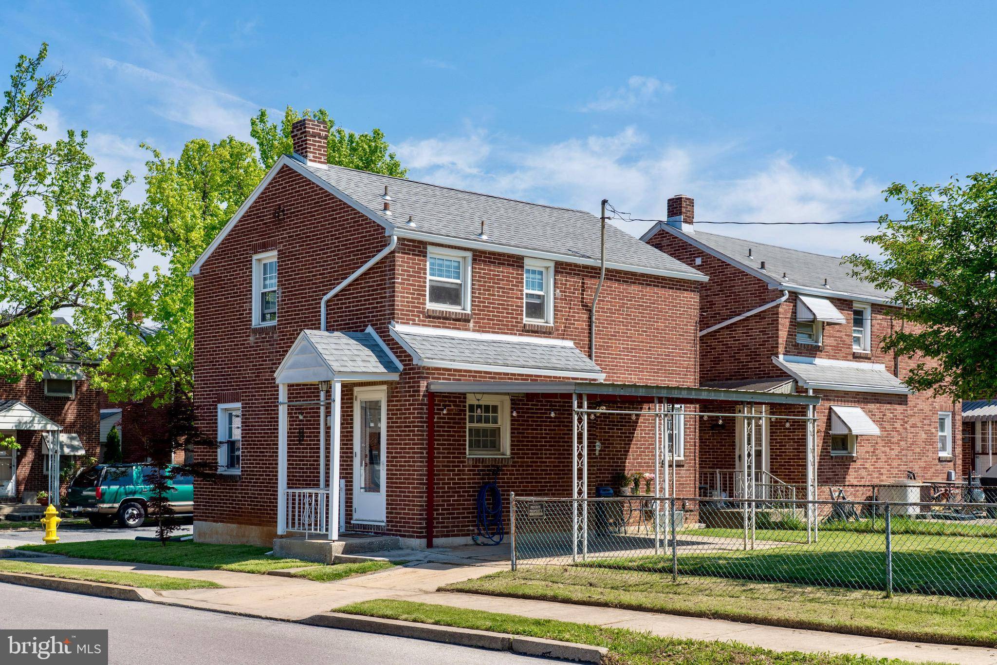 York, PA 17403,1102 E POPLAR ST