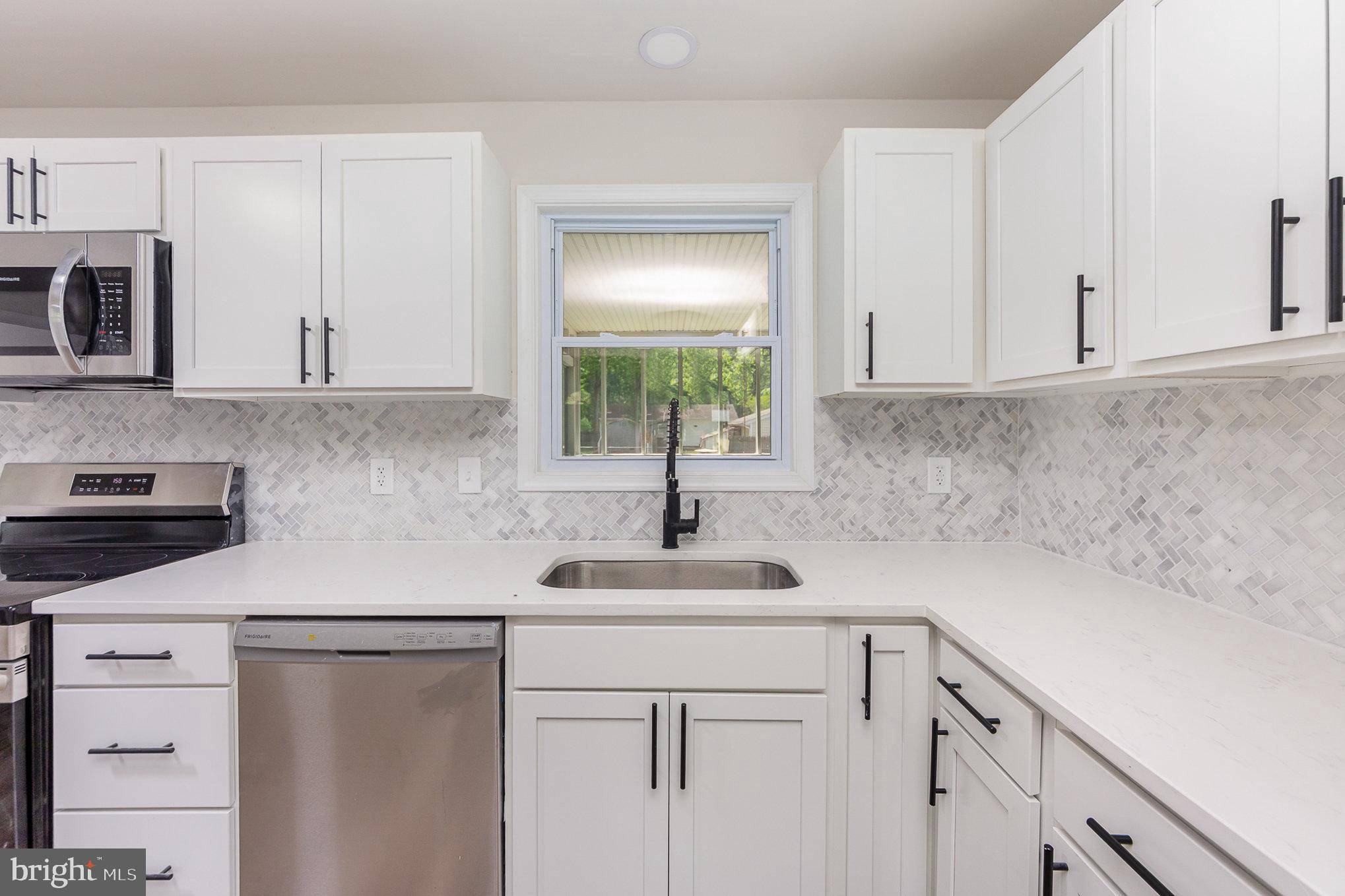 Ruther Glen, VA 22546,2502 EDGEWOOD DR