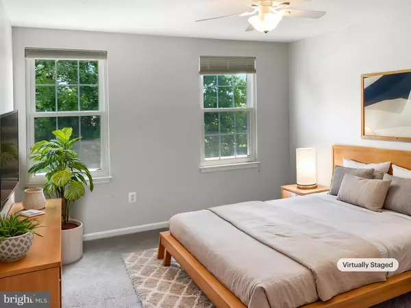 Woodbridge, VA 22193,15346 BEVANWOOD DR