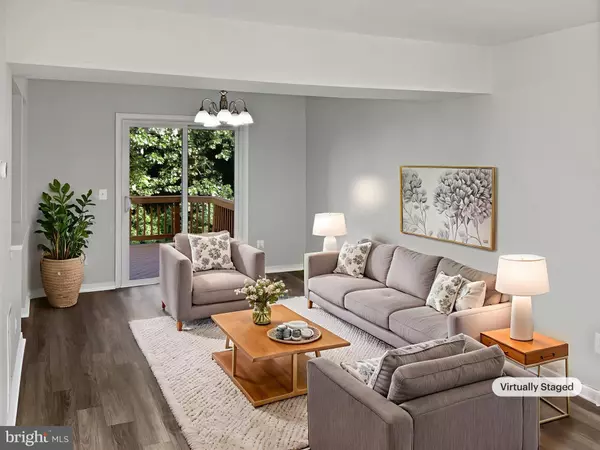 Herndon, VA 20171,3252 TAYLOE CT