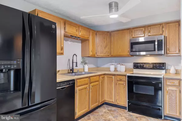 Baltimore, MD 21237,30 TOWNS CT