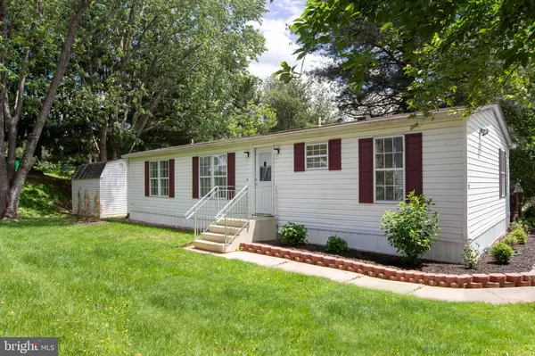 102 LASSITER CIR,  Finksburg,  MD 21048