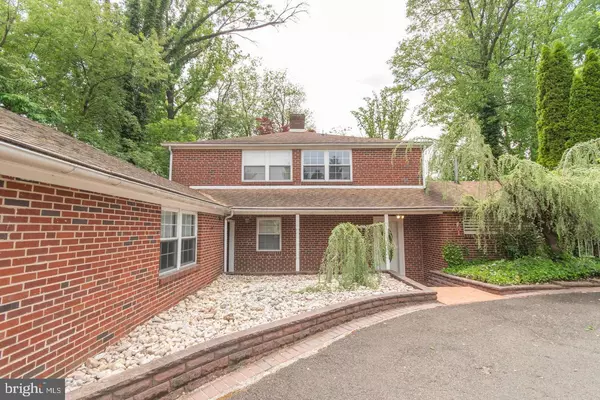 Feasterville Trevose, PA 19053,20 HIDDEN LN