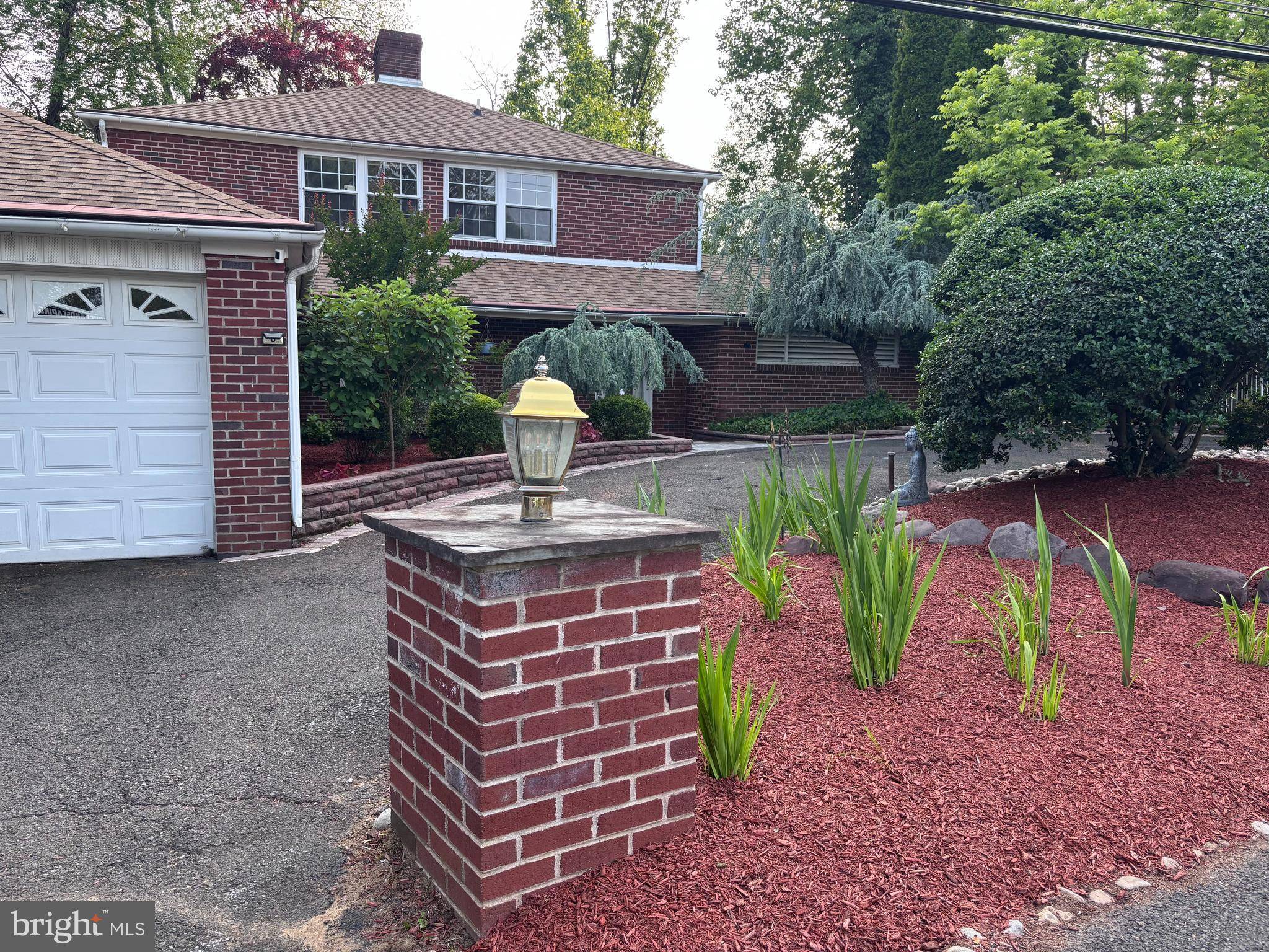 20 HIDDEN LN, Feasterville Trevose, PA 19053