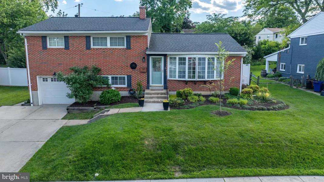 21 DUNWICH RD, Lutherville Timonium, MD 21093