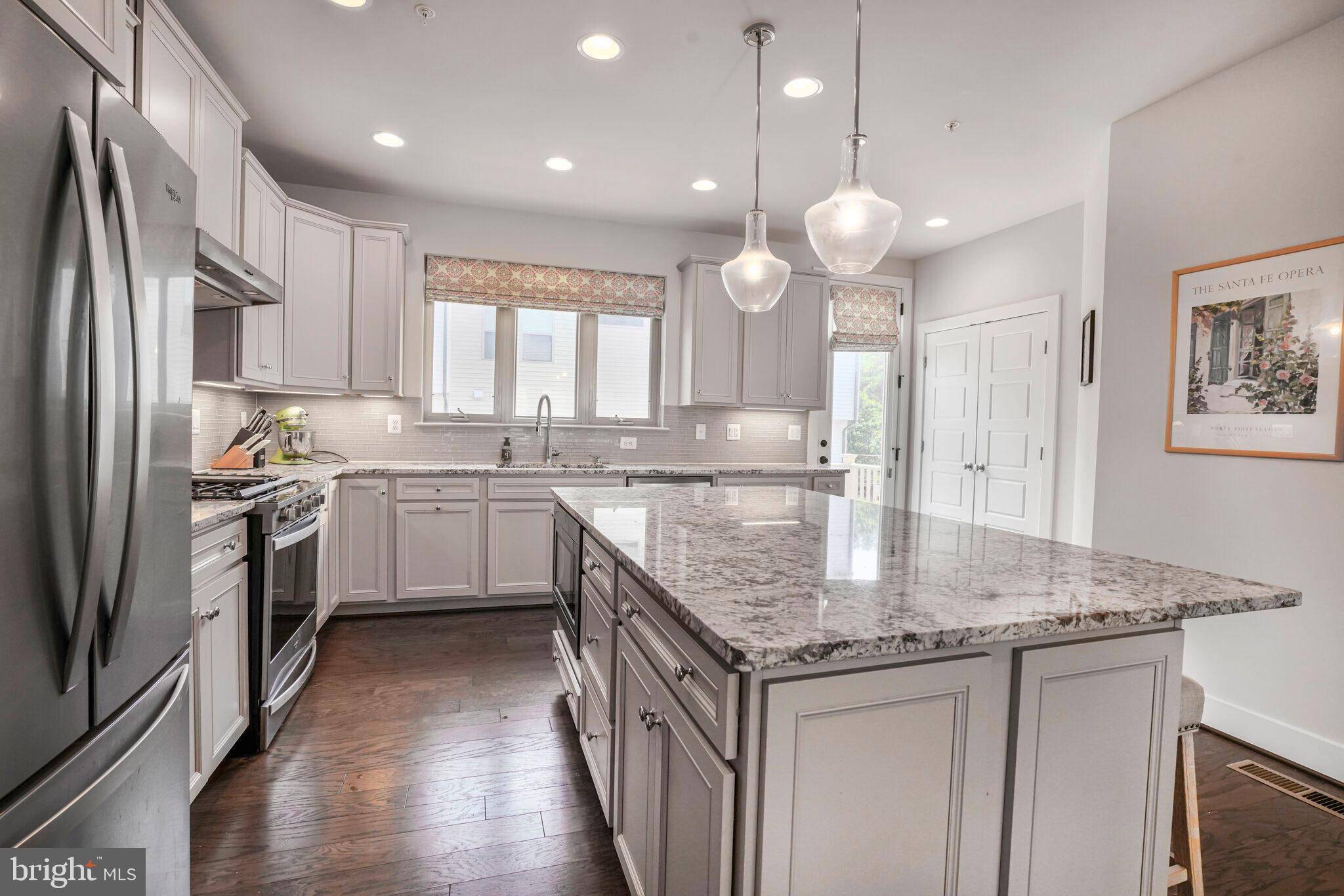 5140 LONGSTONE WAY, North Bethesda, MD 20852
