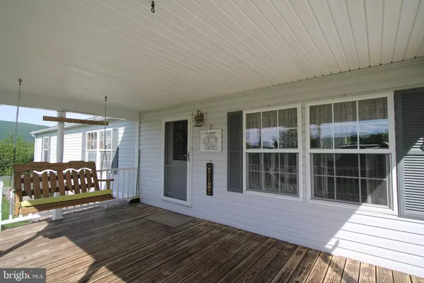 Alexandria, PA 16611,8829 GLENHUR LN