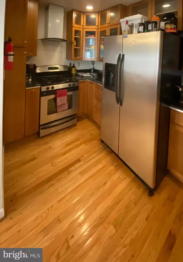 Arlington, VA 22207,2905 24TH ST N