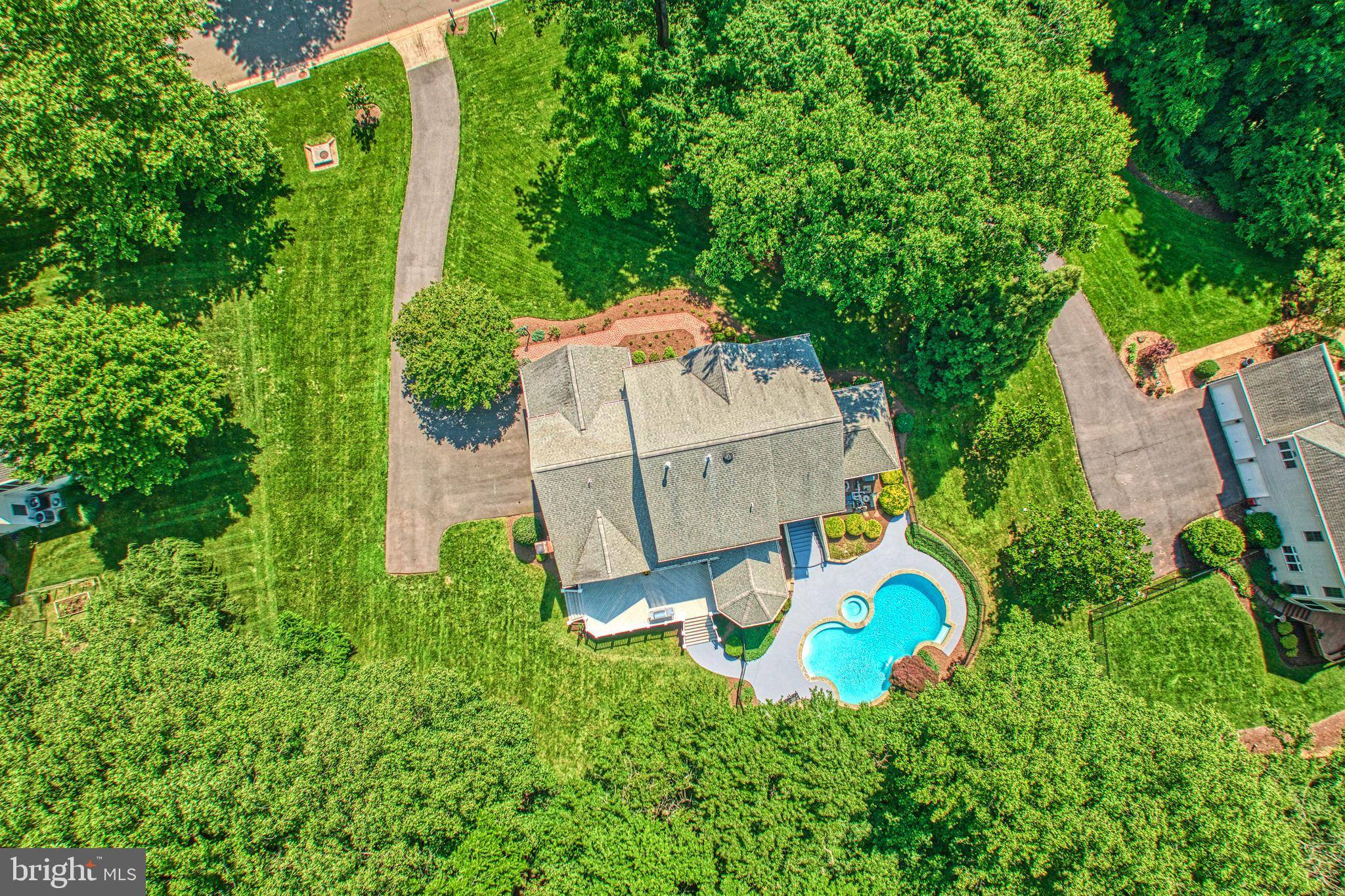 Vienna, VA 22182,1296 NEWKIRK CT