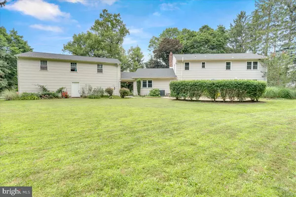 Princeton Junction, NJ 08550,298 N POST RD