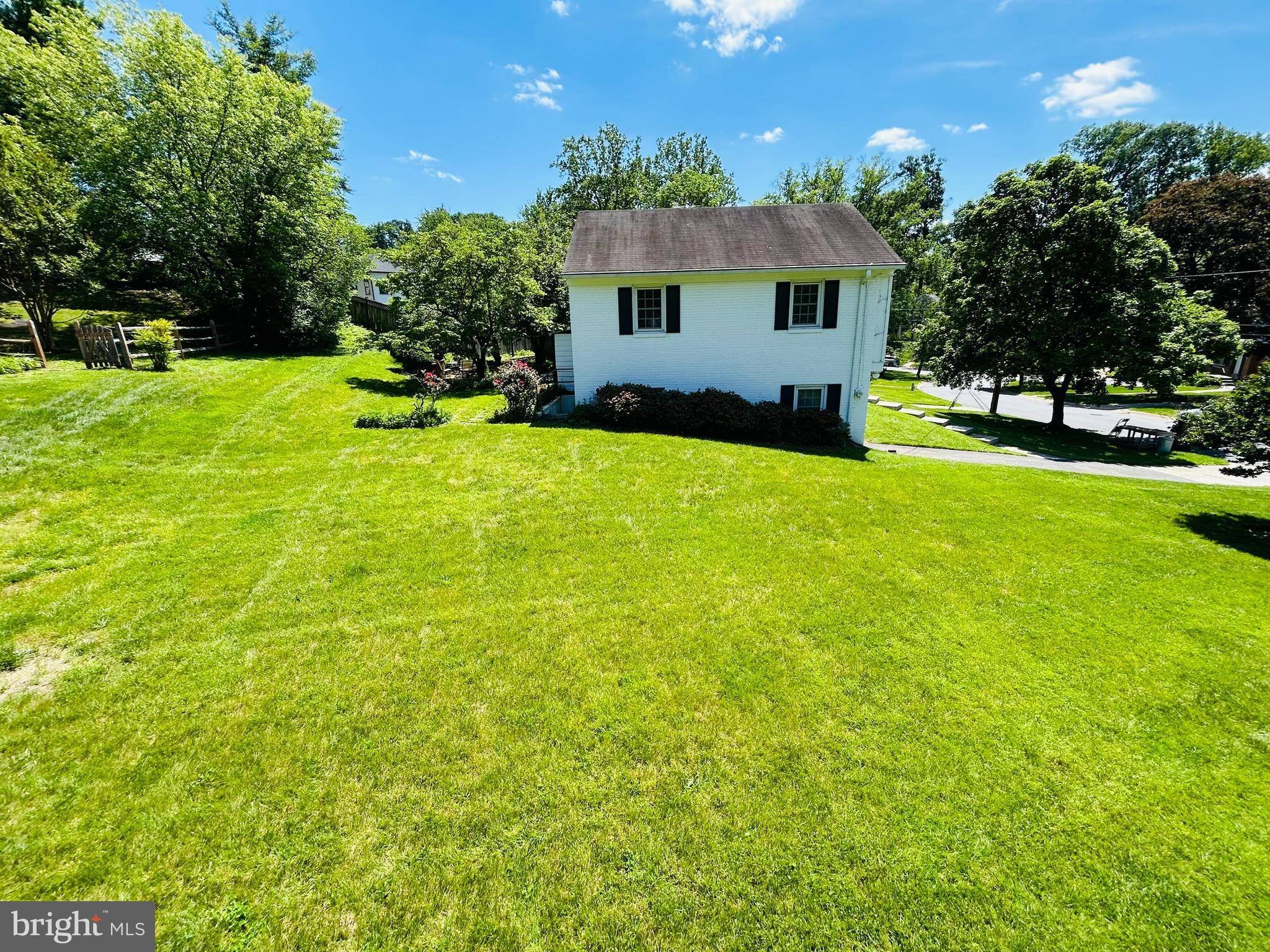 Bethesda, MD 20817,7805 FULBRIGHT CT