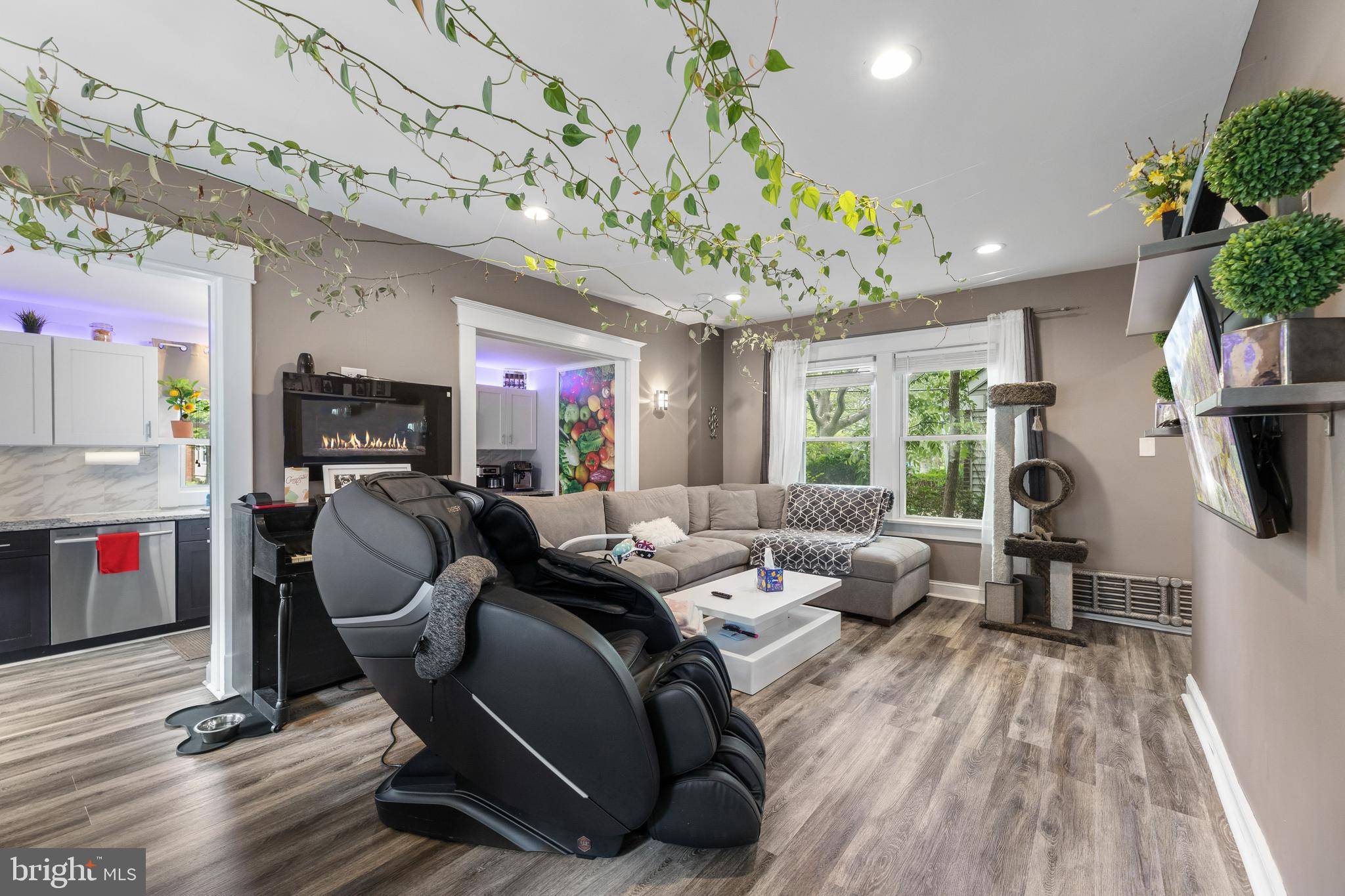 Lawrence, NJ 08648,2218 BRUNSWICK AVE