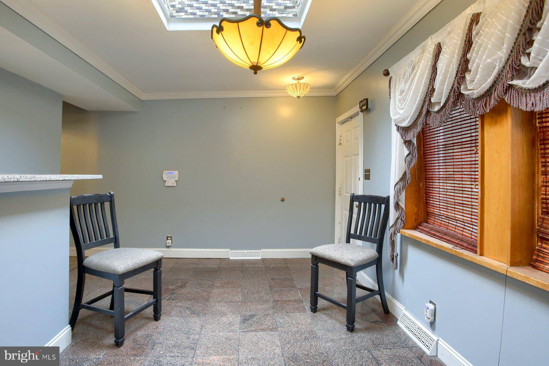 Mechanicsburg, PA 17055,911 NIXON DR