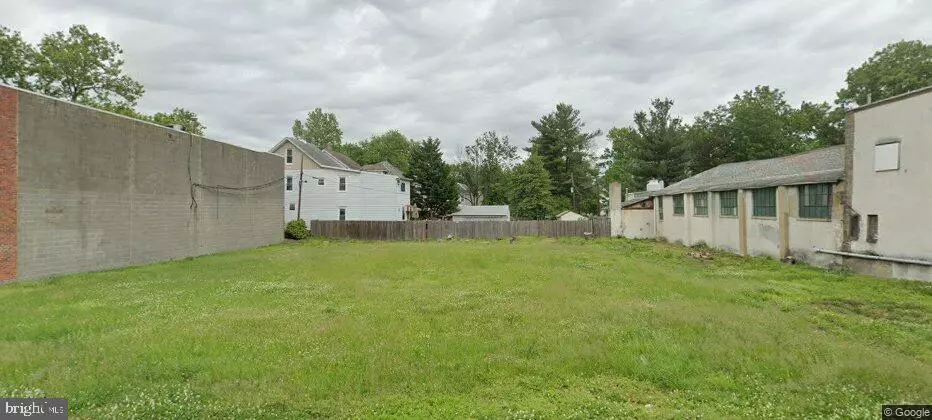 Riverton, NJ 08077,604 BROAD ST