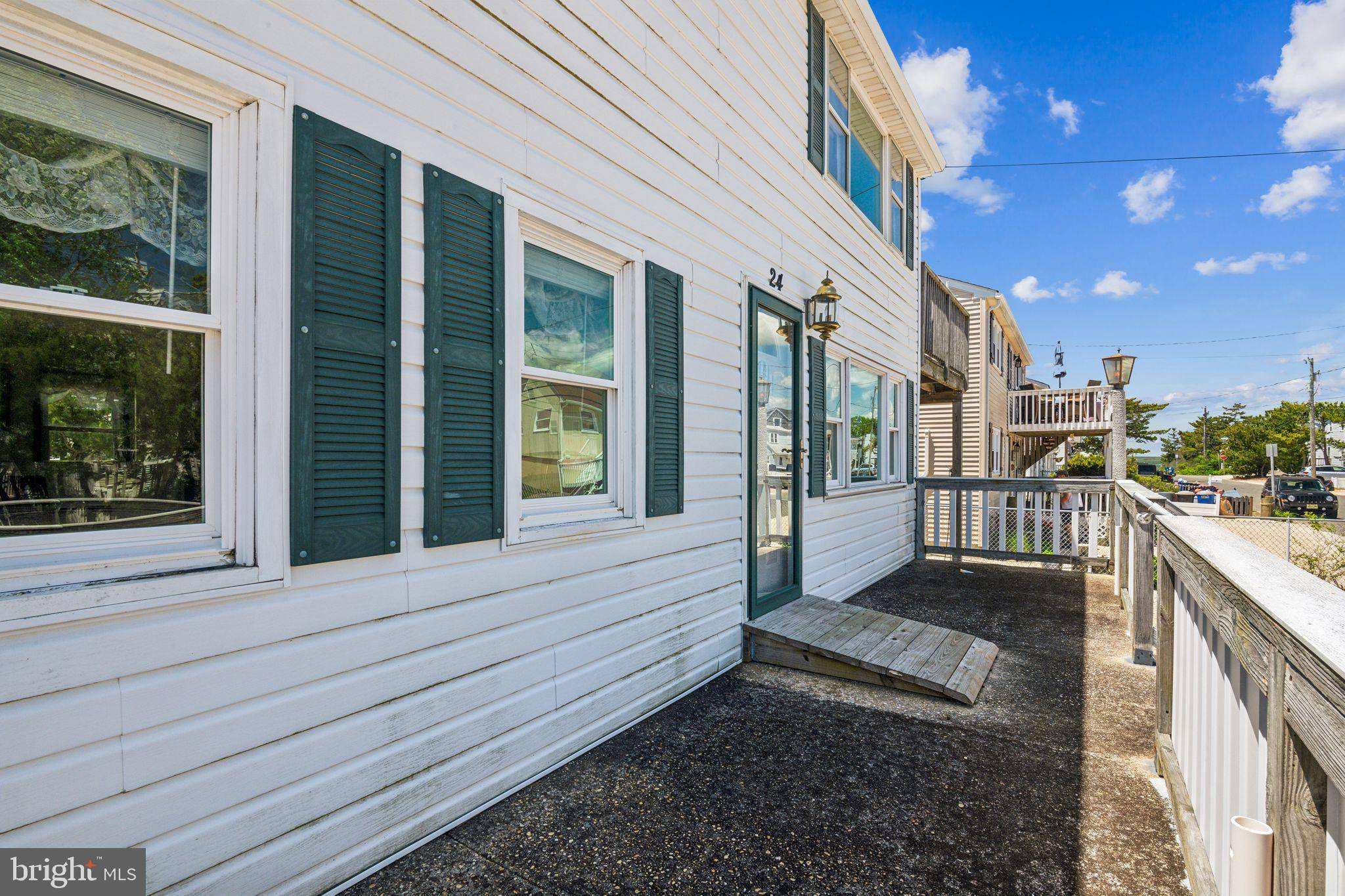 Long Beach Township, NJ 08008,24 W CAROLINA