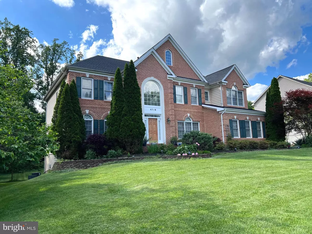 Fairfax, VA 22030,4718 VILLAGE DR