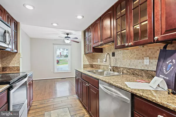 Burtonsville, MD 20866,3831 GATEWAY TER #11