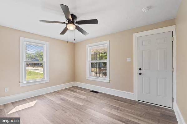 Paulsboro, NJ 08066,311 W WASHINGTON ST