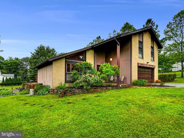 Owings Mills, MD 21117,2 BARNSTABLE CT